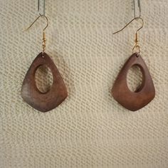 These Boho Brown Wooden Drop Earrings Brand-New, Unused, And Unworn Item. In Original Packaging. Lightweight Brown Finish Geometric Drop Shape Earring Attaches To A Standard Fishhook Fitting. New In Packaging. No Flaws To Note. All Items Are Sold As Is. Please See Images And Ask Any Questions Prior To Purchase. Pet & Smoke Free Home. All Sales Are Final. Sku: J052 Brown Teardrop Earrings For The Beach, Brown Teardrop Earrings For Beach, Wooden Earrings, Boho Women, Fish Hook, Boho Jewelry, Laser Cut, Jewelry Earrings, Jewelry Making