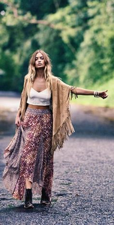 Stile Hippie Chic, Style Nomade, Bohemian Schick, Looks Hippie, Estilo Hippie Chic, Festival Mode, Spring Skirt