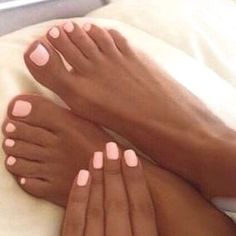 Nails Floral, Peach Nails, Light Pink Nails, Nails Colors, Pink Nail, Short Hairstyle, Gel Nail Designs, Manicure Y Pedicure