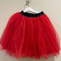 Dolce Gabbana Red Tulle Skirt In Size 2, Size Runs Bigger. My Daughter Can Even Fit In When She’s Four Years Old. Skirt Is In Great Condition. I Can Steam It Before Shipping It Out. Easy Matching With All The Holiday Items. Red Tulle Skirt, Holiday Items, Kids Bottoms, Fit In, My Daughter, The Holiday, Tulle Skirt, Steam, Dolce And Gabbana