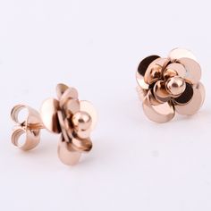 MOQ
1pair


Size
10mm*10mm


Weight
2.0g Rose Gold Flower Shaped Pierced Earrings, Rose Gold Flower Charm Earrings, Rose Gold Earrings With Rose Flower Design, Rose Gold Flower Earrings For Anniversary, Rose Gold Flower-shaped Pierced Earrings, Rose Gold Round Flower Charm Earrings, Rose Gold Round Flower Earrings For Anniversary, Elegant Rose Earrings For Mother's Day, Round Rose Gold Flower Charm Earrings