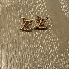 Brand New Louis Vuitton Gold Earrings. Comes With Box Lv Earrings Louis Vuitton, Lv Earrings, Cruise Fits, Lv Jewelry, Louis Vuitton Earrings, Black Louis Vuitton, Monogram Earrings, Louis Vuitton Jewelry, Costume Earrings