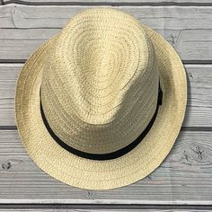 Stylish, Nwot Fedora Woven Pattern, Off White Color- One Size Fits Most Casual White Straw Hat Bands, Casual White Brimmed Fedora, Casual White Fedora, Casual Cream Fedora With Short Brim, Casual White Boater Hat, Woven Pattern, Source Unknown, Off White Color, White Cream