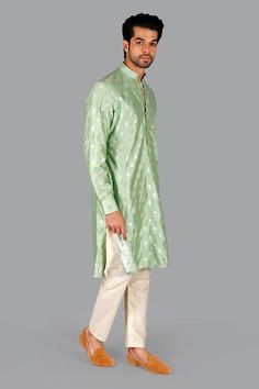 Green banarasi silk kurta with woven floral blossom motifs. Comes with pant. - Aza Fashions Festive Silk Kurta With Naqshi Detail, Festive Silk Kurta With Naqshi, Silk Churidar With Naqshi For Diwali, Festive Silk Traditional Wear With Naqshi, Silk Straight Kurta With Naqshi For Traditional Wear, Silk Straight Kurta With Naqshi, Silk Kurta With Naqshi For Festivals, Silk Sherwani Straight Kurta For Navratri, Silk Naqshi Straight Kurta