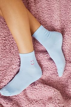 Frill Socks, Valentines Socks, Casual Date Night Outfit, Girl Power Quotes, Blue Girl, Blue Socks, Christmas Gifts For Girls, Girls Socks, Fashion Socks