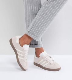 adidas Originals Gazelle Sneakers In Lilac With Dark Gum Sole Adidas Gazelle Outfit, Adidas Gazelle Women, Adidas Originals Logo, Basket Sport, Latest Shoe Trends, Sole Sneakers, Adidas Outfit