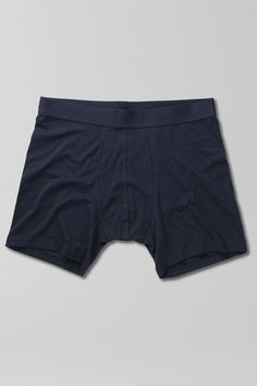 3-pack boxers from Panos Emporio. The underwear is made from a cotton and bamboo mixture. Bamboo fiber breathes well and wicks moisture away from the skin, as cotton also does. Bamboo is both softer and lighter than cotton, which makes the underwear very comfortable.


Color: Navy

Material: 65% viscose from bamboo, 30% organic cotton, 5% elastane

Fit: True to size

Machine washable at 40 degrees Classic Solid Cotton Boxer Briefs, Classic Cotton Boxer Briefs, Casual Fitted Anti-odor Boxer Briefs, Casual Compressive Anti-odor Boxer Briefs, Cotton Anti-odor Solid Color Boxer Briefs, Solid Cotton Anti-odor Boxer Briefs, Cheap Cotton Boxer Briefs With Built-in Shorts, Casual Blue Anti-odor Boxer Briefs, Blue Boxer Briefs With Moisture-wicking And Micro-elastic Fit