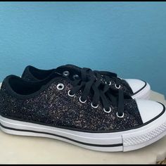 Converse Chuck Taylor Low All Star Black Glitter 10 Sparkly Converse, Converse Chuck Taylor Low, All Star Black, Converse Slip On, Chunky Platform Sneakers, Converse Run Star, Pink Converse, Star Black, Shoes Converse