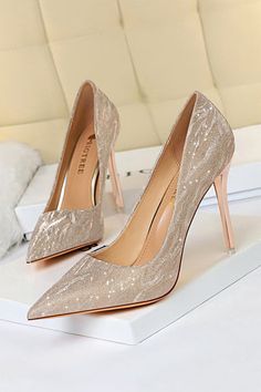 Zapaka Women High Heels Champagne Shallow Toe Sequined Stiletto Heels – ZAPAKA Silver Low Heels, Sparkly High Heels, Champagne Heels, Wedding Shoes High Heels, Sparkly Pumps, Silver Pumps, Womens Shoes High Heels, Stiletto Pumps, High Heels Stilettos