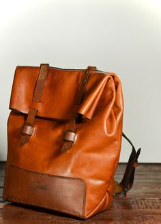 Backpack For Travel, Crossbody Backpack, Travel Vintage, Brown Leather Backpack, Women Leather Backpack, Vintage Leather Bag, Leather Shops, Women Leather, Quote Posters