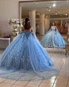 Quince Tips, Quince Photos, Quinceañera Photoshoot Ideas, Quinceañera Dresses, Quinceanera Photoshoot