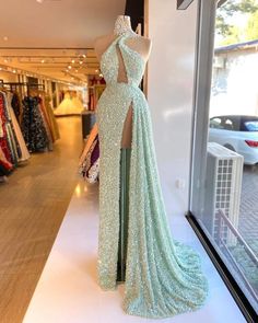 Backless Evening Gowns, Formal Evening Gown, Glamour Dress, Prom Outfits, Looks Chic, Luxury Dress