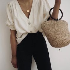 Minimalist Moda, 여름 스타일, Estilo Hippie, Beige Outfit, Mode Casual, Spring Fashion Outfits, Looks Chic, Look Vintage