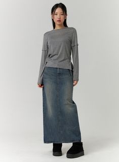 solid-denim-maxi-skirt-cd315 / Blue Long Denim Skirt Outfit Street Styles, Maxi Jean Skirt Outfits, Long Skirt Fits, Jeans Maxi Skirt, Lunch Outfits, Long Jean Skirt Outfits, Winter Maxi Skirt Outfit, Denim Maxi Skirt Outfit, Demin Skirt Outfit