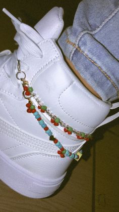 Converse Ideas, Cute Converse, Ideas Clothes, Shoe Charms, All Star, Converse, Bracelet, Beads, Clothes