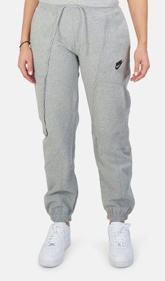 Women's Sportswear, Fleece Sweatpants, Fleece Pants, Baddie Outfits Casual, Athletic Apparel, Athletic Fashion, Sportswear Women, Nike Outfits, Baddie Outfits