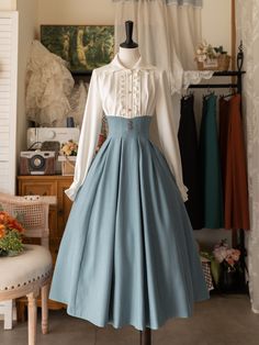 This price includes a skirt and a free KC (not for sale) only, others are not included.   	 		 			Size 			S 			M 			L 			XL 			2XL 		 		 			Waist 			66 			72 			78 			84 			90 		 		 			Full Length 			89 			90 			91 			92 			93 Vintage Tiered Skirt For Fall, Retro Long Gathered Skirt, Vintage Dresses With Flowy Skirt, Vintage Long Skirt Dress With Lined Skirt, Vintage Dress With Lined Relaxed Skirt, Vintage Dresses With Lined Relaxed Skirt, Vintage Flared Ruffled Skirt, Vintage Long Pleated Skirt Dress, Vintage Pleated Flared Dress