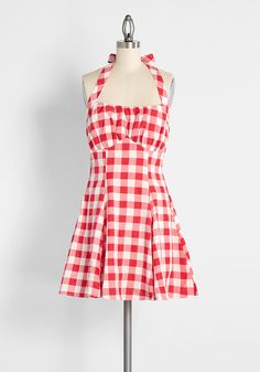 We think this oh-so-retro mini dress is just a perfect summer must-have for so many reasons. T Plus Size Vintage Clothing, Red Gingham Dress, Easter Dresses For Women, 1950s Fashion Women, Vintage Sundress, Modcloth Dress, Plus Size Shirt Dress, Designer Plus Size Clothing, Cute Red Dresses