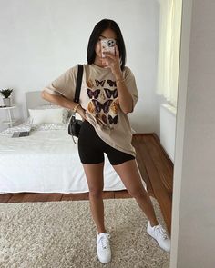 Looks Pinterest, Summer Shorts Outfits, Tomboy Style Outfits, Trendy Summer Outfits, Causual Outfits, Outfits Men, Aesthetic Summer, Outfits Women, Teenage Fashion Outfits