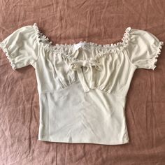 Off The Shoulder Top Size M, Fits Like A Small Crop Fit Never Worn, Perfect Condition Off Shoulder Top With Straps, American Threads, Off Shoulder Top, Off The Shoulder Top, Off Shoulder Tops, Black Cream, Fashion Inspo Outfits, Shoulder Top, Off The Shoulder