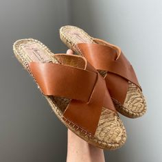 Brand New Never Worn Tan Leather Giamo Sandals. Handmade In Spain. Feel Free To Comment With Inquiries/Photo Requests! White Oxford Shoes, Tory Burch Loafers, Clark Loafers, Polka Dot Flats, Patent Leather Ballet Flats, Woven Shoes, Women's Slip On Shoes, Loafer Shoes Women, Womens Mary Janes