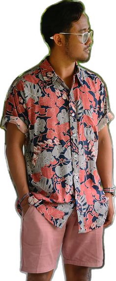 Spring Beach Hibiscus Print Camp Shirt, Summer Camp Shirt With Floral Print And Relaxed Fit, Casual Hawaiian Shirt With Floral Print, Relaxed Fit, Summer Camp Collar Shirt For Beach, Summer Beach Camp Shirt With Camp Collar, Relaxed Fit Hawaiian Shirt For Vacation, Casual Printed Camp Shirt For Vacation, Relaxed Fit Hibiscus Print Summer Shirt, Hawaiian Relaxed Fit Shirt For Vacation