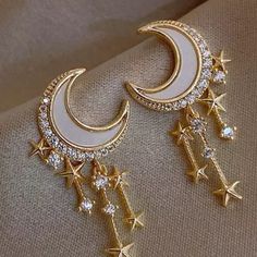 Star Moon Earrings Star And Moon Earrings, Star Dangle Earrings, Edgy Jewelry, Witchy Jewelry, Gold Moon, Long Dangle Earrings, Star Moon, Funky Jewelry, Moon Stars