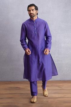 Purple Straight Kurta With Dabka Details, Purple Dabka Kurta For Festivals, Festive Purple Dabka Kurta, Purple Kurta With Traditional Drape For Festivals, Purple Kurta With Zari Work For Navratri, Purple Zari Work Kurta For Festivals, Traditional Drape Purple Kurta For Festivals, Purple Kurta With Zari Work For Festivals, Purple Zari Work Kurta For Navratri