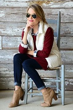 Cream vest layered look for fall! Cream Colored Vest Outfits, Off White Vest Outfits For Women, White Quilted Vest Outfit, Cream Puffy Vest Outfit, Cream Puff Vest Outfit, Ivory Vest Outfit, Light Pink Vest Outfit, Cream Vest Outfits For Women, Women’s Vest Outfits