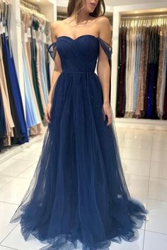 A line Sweetheart chiffon pleated long ball formal evening dress – JiMiss Dresses Dark Blue Formal Dress, Prom Dress Dark Blue, Dark Blue Prom Dress, Tulle Prom Dress Long, Pleated Party Dress, Navy Blue Prom Dresses, Navy Blue Bridesmaid Dresses, Blue Bridesmaid Dress, Vestidos Prom