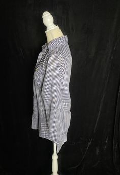 "1989's blue and white gingham Levi's button up shirt. Missing one button, one small hardly noticeable spot on inner left sleeve. Size medium/large Chest: 40\" Waist: 40\" Shoulder to hem: 27-28.5\" asymmetrical Back shoulders: 15.5\"" Mens Dress Shirts, Blue And White Gingham, Button Up Long Sleeve, Mens Dress, Blue Gingham, Mens Shirt Dress, Button Up Shirt, Lincoln, Long Sleeve Shirt