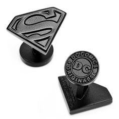 Sleek. Mysterious. Superman. These satin-finish black cufflinks have a fixed backing with the DC logo. Superhero Cufflinks, Black Superman, Wedding Guest Outfit Winter, Designer Cufflinks, Superhero Fashion, Winter Wedding Colors, Winter Wedding Decorations, Sgraffito, Mens Gift Sets