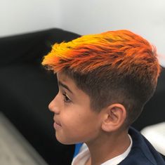 Boys Dyed Hair, Boys Colored Hair, 2017 Hair Trends, Which Hair Colour, 2018 Hair, Shaved Hair Designs, Undercut Pompadour, Disconnected Undercut, Spiky Hair