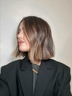 Bob Haircut With Balayage Brunettes, Bob Haircut Balayage Brunettes, French Bob Highlights, Thick Hair French Bob, French Bob With Highlights, Brunette French Bob, Short Hair Brunette Balayage, Bob Balayage Brunette, Brunette Balayage Short Hair