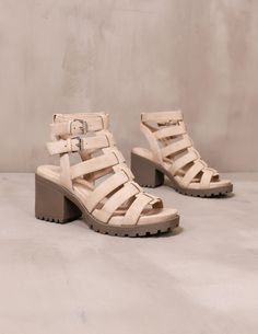 close up of the dirty laundry act your cage sandal with two buckle straps on cement background - elle bleu shoes Chunky Platform Sandals, Caged Sandals, Dirty Laundry, Young At Heart, Chinese Laundry, Chunky Platform, Nature Design, Lug Sole, Playing Dress Up