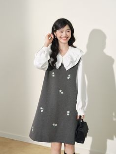 ❤ Item Size (cm)     Size Clothes length Shoulder width Bust Hem size   S 86.5 36 91 124   M 88 37 95 128   L 89.5 38 99 132     ❤ Commodity Details     Brand KUOSE   SPU KSB2409016   Color GREY   Size S,M,L   Material FABRIC: 42.4%NYLON 22.6%ACRYLIC FIBRES 22.2%POLYESTER 12.8%VISCOSE   Stretch Slightly Stretchable   Thickness Routine Casual Fall Dresses With Collar, Winter Cotton Dress With Embroidery, Winter Embroidered Cotton Dress, Casual Embroidered Winter Dresses, Casual Winter Dresses With Embroidery, Sleeveless Gray Dress For Winter, Casual Embroidered Work Dresses, Casual Embroidered Workwear Dresses, Casual Embroidered Dresses For Work