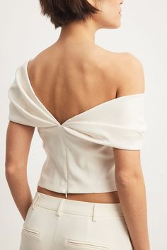 Off Shoulder Asymmetric Vest Top Offwhite | NA-KD Fitted White Off-shoulder Top For Party, White Fitted Off-shoulder Top For Party, Asymmetrical Neckline Fitted Crop Top For Party, Fitted Crop Top With Asymmetrical Neckline For Party, Asymmetrical Neckline Crop Top For Party, Party Crop Top With Asymmetrical Neckline, Chic Fitted Off-shoulder Party Top, Spring Evening Top With Structured Shoulders, Chic Fitted Off-shoulder Top For Party