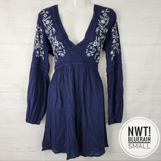 Size: Small Brand: Blue Rain By Francesca's Navy Blue Longsleeve Boho Style Dress Deep Vneck With White Embroidery Brand New With Tags! Embroidered Boho Dress, Rain Blue, Rain Dress, Embroidered Dress Boho, Blue Rain, Boho Style Dresses, White Embroidery, Style Dress, Boho Dress