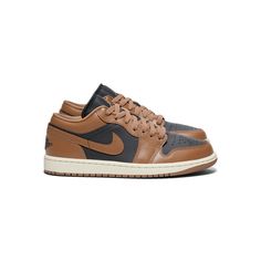 Nike Air Jordan 1 Low, Brown Outfit, Air Jordan 1 Low, Jordan 1 Low, Loafer Mules, Heeled Loafers, Chic Fashion, Swimwear Accessories, Air Jordan 1