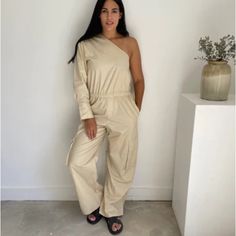 New With Tags Zara Full Length Cargo Jumpsuit Size Medium Cargo Jumpsuit, Zara Pants, Pant Jumpsuit, Full Length, Wide Leg, Pants For Women, Jumpsuit, Zara, Size Medium