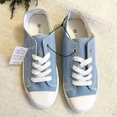 Josiny Low-Top Baby Blue Canvas Women's Sneakers Size 8 Brand New Light Blue Sporty Sneakers For Spring, Blue Sporty Sneakers For Everyday, Spring Everyday Canvas Shoes With White Sole, Casual Everyday Summer Sneakers, Comfortable Blue Sneakers, Trendy Light Blue Sneakers For Spring, Sporty Blue Canvas Shoes For Spring, Light Blue Spring Sneakers, Casual Light Blue Lace-up Sneakers