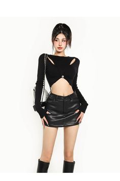 Applicable age: 18-24 years old Size: S M L Pattern: Other/other style: street Waist type: high waist Color classification: Black black second batch Item number: X22Q5747 Skirt type: hip skirt Season of the Year: Fall 2022 Skirt length: short skirt Profile: Type A Material composition: other materials Y2k High Waist Mini Skirt For Streetwear, Y2k High Waist Fall Skirt, Casual Black Mini Skirt For Alternative Fashion, High Waist Y2k Skirt For Fall, Casual Mini Skirt For Club, Gothic Fitted Mini Skirt For Streetwear, Gothic Mini Skirt For Streetwear, Trendy High Waist Mini Skirt For Winter, Y2k Black Bottoms For Winter