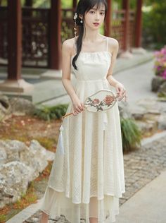 ❤︎Sweet china retro dress❤︎ Beige Tea Length Summer Dresses, Beige Tea-length Summer Dresses, Elegant Spring Maxi Dress For Vintage Fashion, Sleeveless Dresses For Spring Tea Party, Elegant Spring Vintage Fashion Midi Dress, Sleeveless Spring Tea Party Dress, Elegant Spring Midi Dress For Vintage Fashion, Spring Sleeveless Tea Party Dresses, Elegant Summer Vintage Fashion Midi Dress