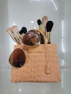 Croc-Embossed Handbag Makeup Brush Holder  👜✨ Add a touch of elegance to your beauty space with this croc-embossed 3D-printed handbag makeup brush holder! 🐊💄 This luxurious holder mimics the texture of crocodile skin for a high-end look and is designed to keep your makeup brushes organized in a chic and glamorous way. Whether for your vanity or as a gift for a fashion-forward friend, this holder will elevate any beauty routine. 💅💋 Note: Brushes not included.   ⚠️ IMPORTANT:3D printed items can display layer lines, which is part of the 3D printing process, but we hand-finish each print to remove as much as possible. 3D prints may show some flaws, as is the nature of 3D printing. We strive to produce the best product. ✨ Beauty Space, Makeup Brush Organization, Makeup Brush Holder, Makeup Brush Holders, Crocodile Skin, Makeup Organizer, Toiletry Storage, Brush Holder, Beauty Routine