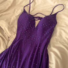 Beautiful Dress Only Worn Once For A Few Hours For A Formal Event In Perfect Condition Matching Earring Are Dangly Jewels Same Color As The Jewels On The Dress Purple Evening Dress For Homecoming And Prom, Elegant Purple Evening Dress For Homecoming, Prom Inspo, Purple Mermaid, Style Formal, Mermaid Style, Formal Gown, Mermaid Fashion, Formal Gowns