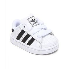 0 Superstar Adidas, Adidas Shoes Women, Makijaż Smokey Eye, Cute Sneakers