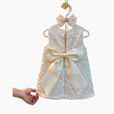 Make your little girl’s special occasions unforgettable with the Elegant Heart Princess Party Dress. Perfect for weddings, birthdays, and formal events, this beautiful dress is designed to make her feel like royalty. Our Elegant Heart Princess Party Dress features a timeless design with delicate heart details, making it the perfect choice for any formal event. Crafted from high-quality fabric, this dress combines comfort with elegance, ensuring your toddler stays comfortable throughout the day. The dress is adorned with subtle heart patterns and a classic silhouette that enhances the princess-like charm. Ideal for weddings, baptisms, birthday parties, or any celebration, this dress is sure to make your child stand out. Imagine your little princess walking into a room, all eyes on her in th Princess Party Dress, New Party Dress, Princess Party, Classic Silhouette, Heart Patterns, All About Eyes, Stunning Dresses, Little Princess, Beautiful Dress