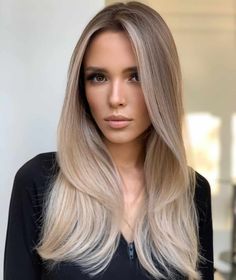 Hair Shade, Hair Color Pictures, Dark Blonde Hair Color, Cool Blonde Hair, Hot Hair Colors, Layered Hairstyles