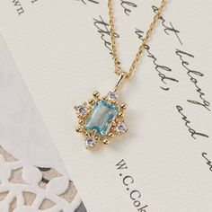 V I N T A G E ∙ T O P A Z ∙ N E C K L A C E A prefect gift for birthday, anniversary, bridesmaid, graduation, friendship, sister, family ♡ * Material: High Quality Solid 925 Sterling Silver * Finish: 18K Gold * Featuring: 4.5 x 6mm Topaz Gemstone O T H E R ∙ I N F O R M A T I O N * All items are nicely packaged ready to gift in elegant jewelry boxes. Our jewelry boxes are reusable and recyclable ♡ * Have any questions or need advice on your custom design? Feel free to contact us. We are fast to Gem Stone Necklace, Blue Gemstone Necklace, Gold Necklace For Women, Necklace With Diamond, Sister Necklace, 18k Gold Necklace, Topaz Pendant, Gold Necklace Women, Handmade Jewelry Gift