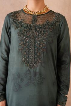 Shirt: Printed Raw SilkNeckline: Embroidered OrganzaFront, Back, Chalk & Sleeves Lace: Embroidered Organza (5.75 M)Dupatta: Embroidered Organza(2.5 M)Pallu Lace: Embroidered Organza(2.5 M)Trouser: Dyed Raw Silk (2.5 M) Embroidered Organza, Raw Silk, Silk Printing, Chalk, Women Wear, Chiffon, Dye, Silk, Lace